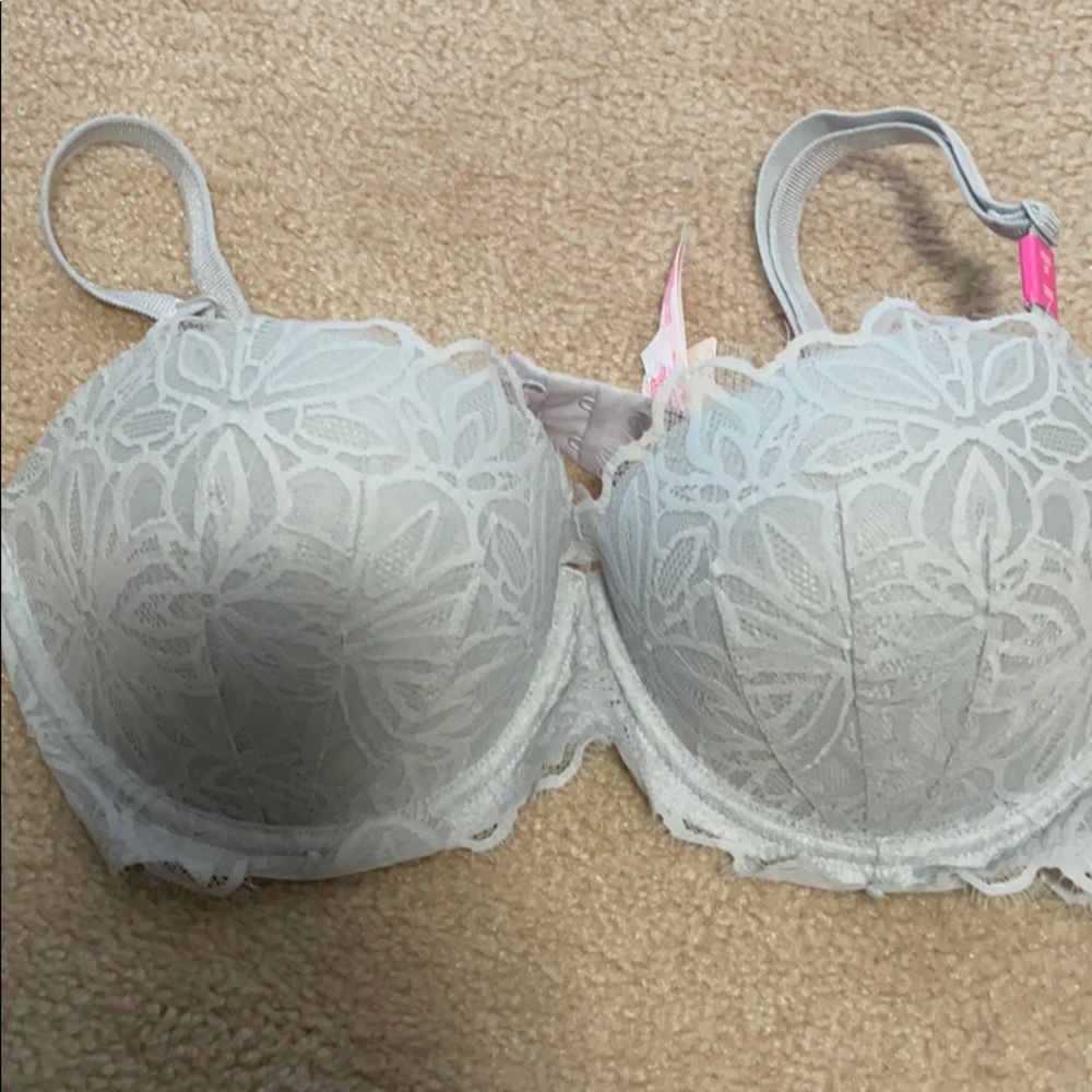 36 d brand new pink bra